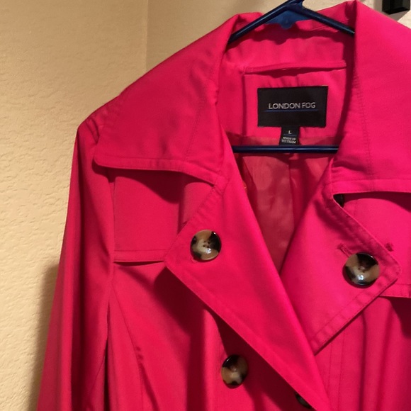 Like new London Fog trench coat Size Large.  Worn once. Beautiful fuchsia color. - Picture 3 of 4